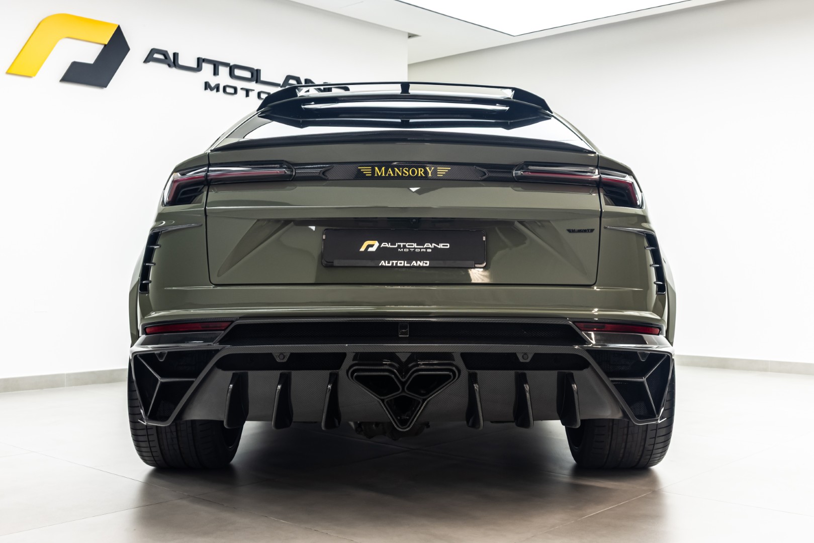 2021 LAMBORGHINI URUS BY MANSORY 